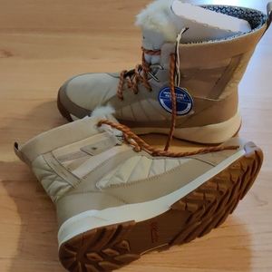 Columbia Meadows Shorty omni-heat 3D boots